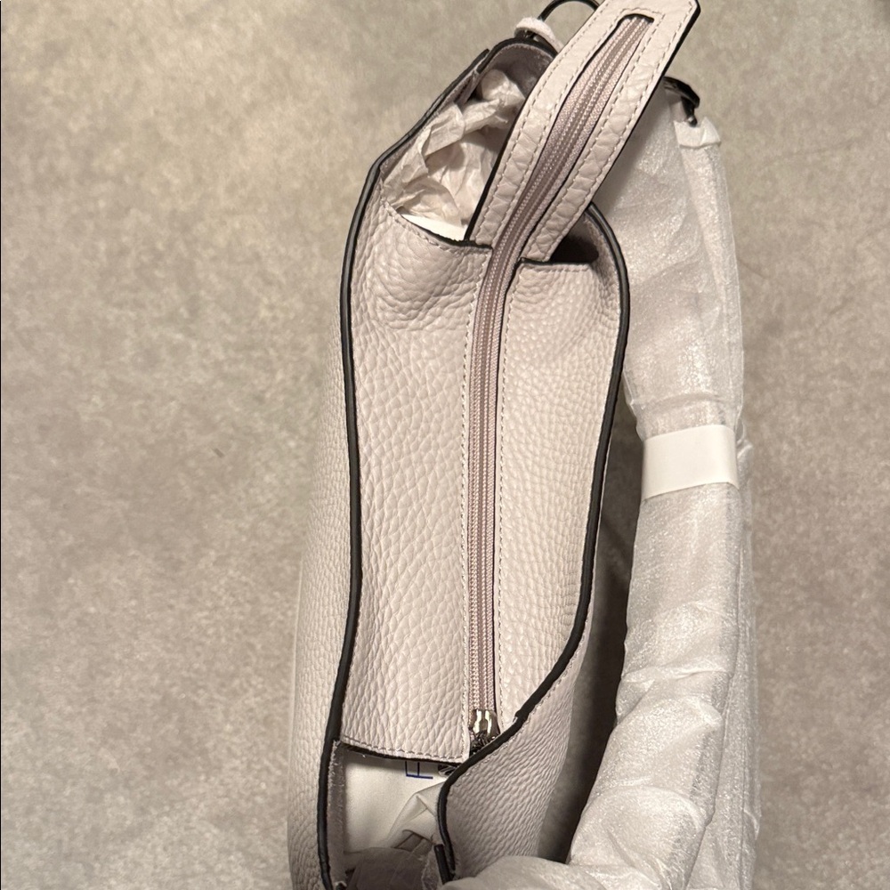 Rebecca Minkoff Cream Shoulder Bag - Picture 5 of 7